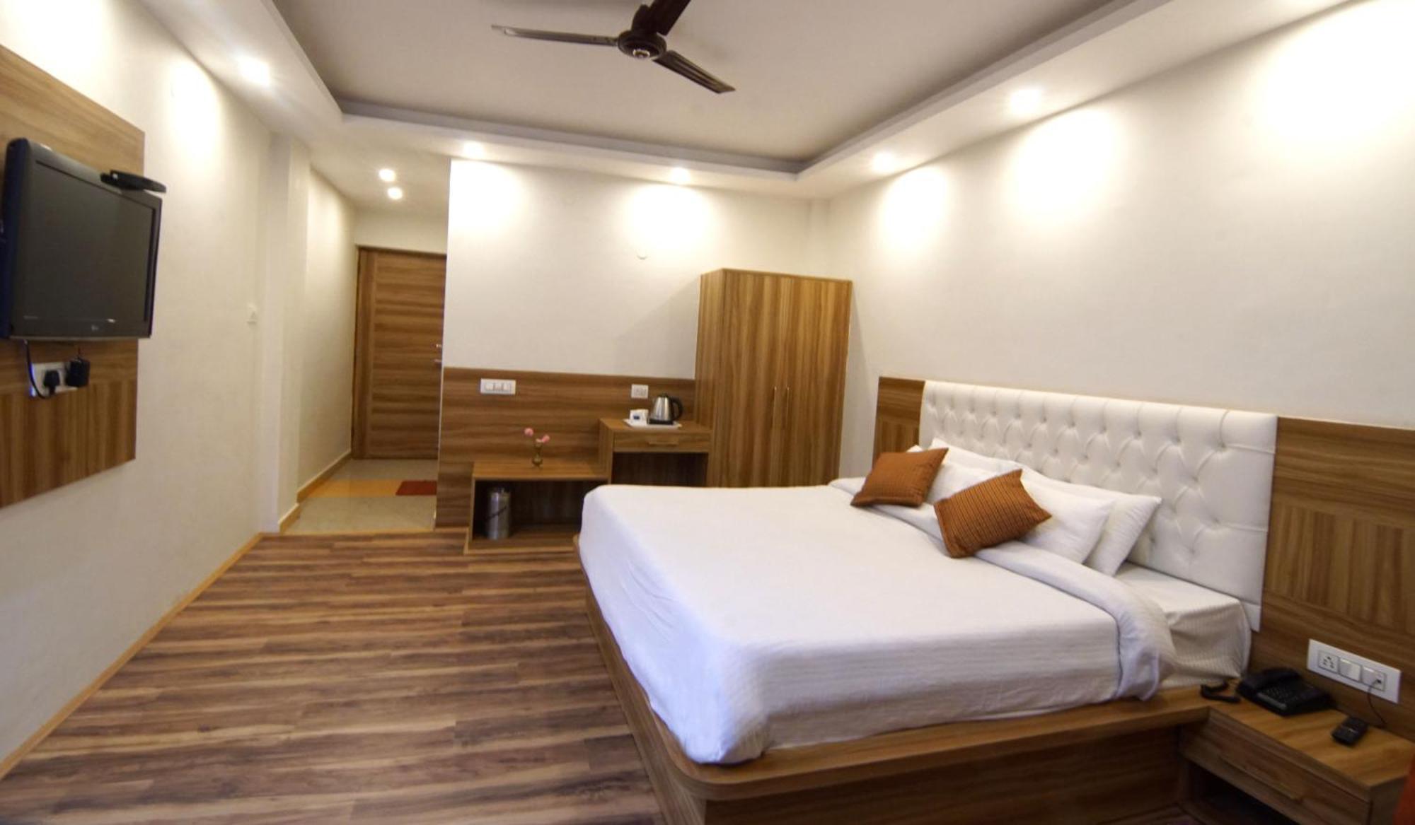 Hotel Park Residency Манали Экстерьер фото